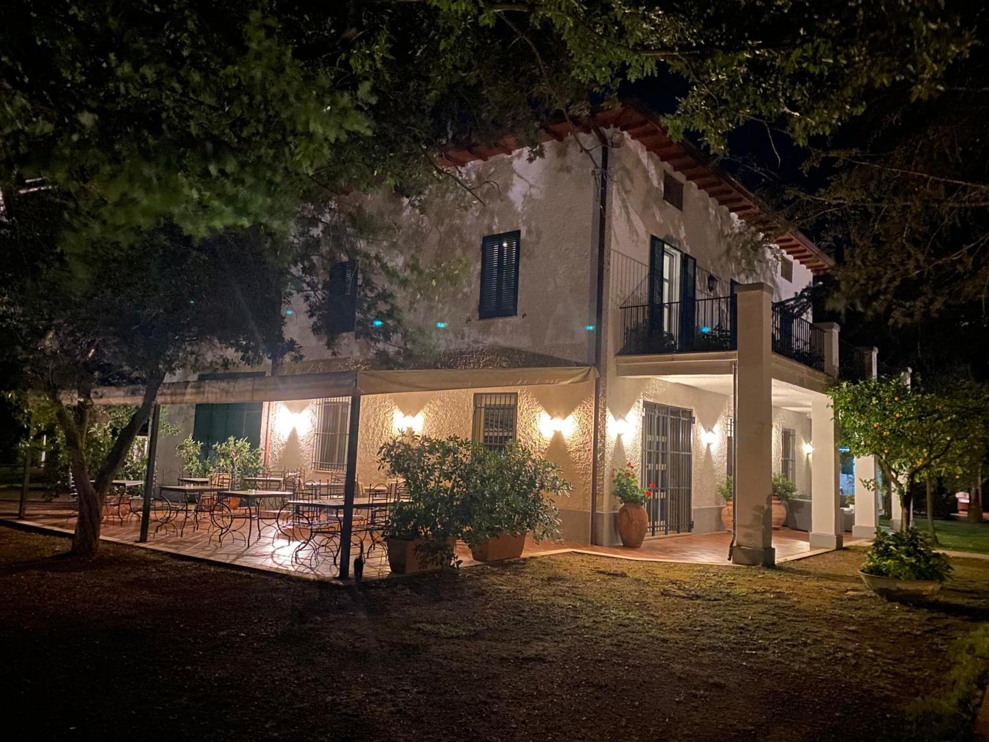 Ghiaccio Bosco Pension Capalbio Buitenkant foto